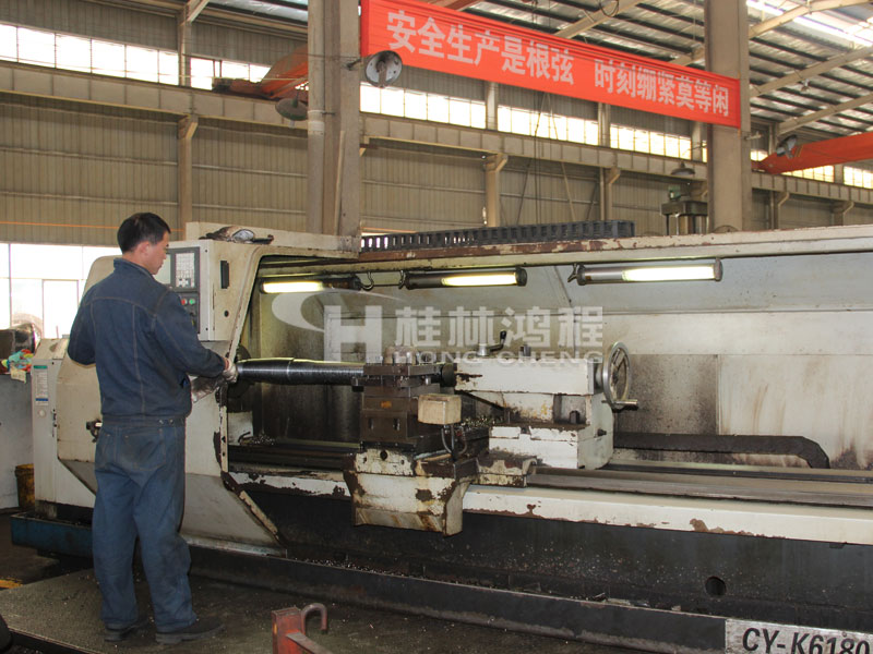 磨粉机生产现场